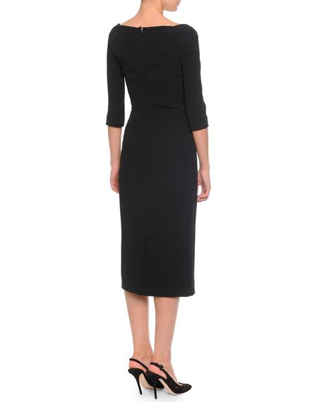 Light wool crêpe dress in black 